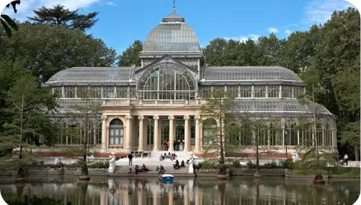 View of a lake around Thyssen-Bornemisza Museum in Madrid